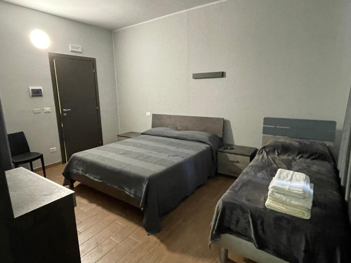 De Santi Hotel Candia Canavese Buitenkant foto
