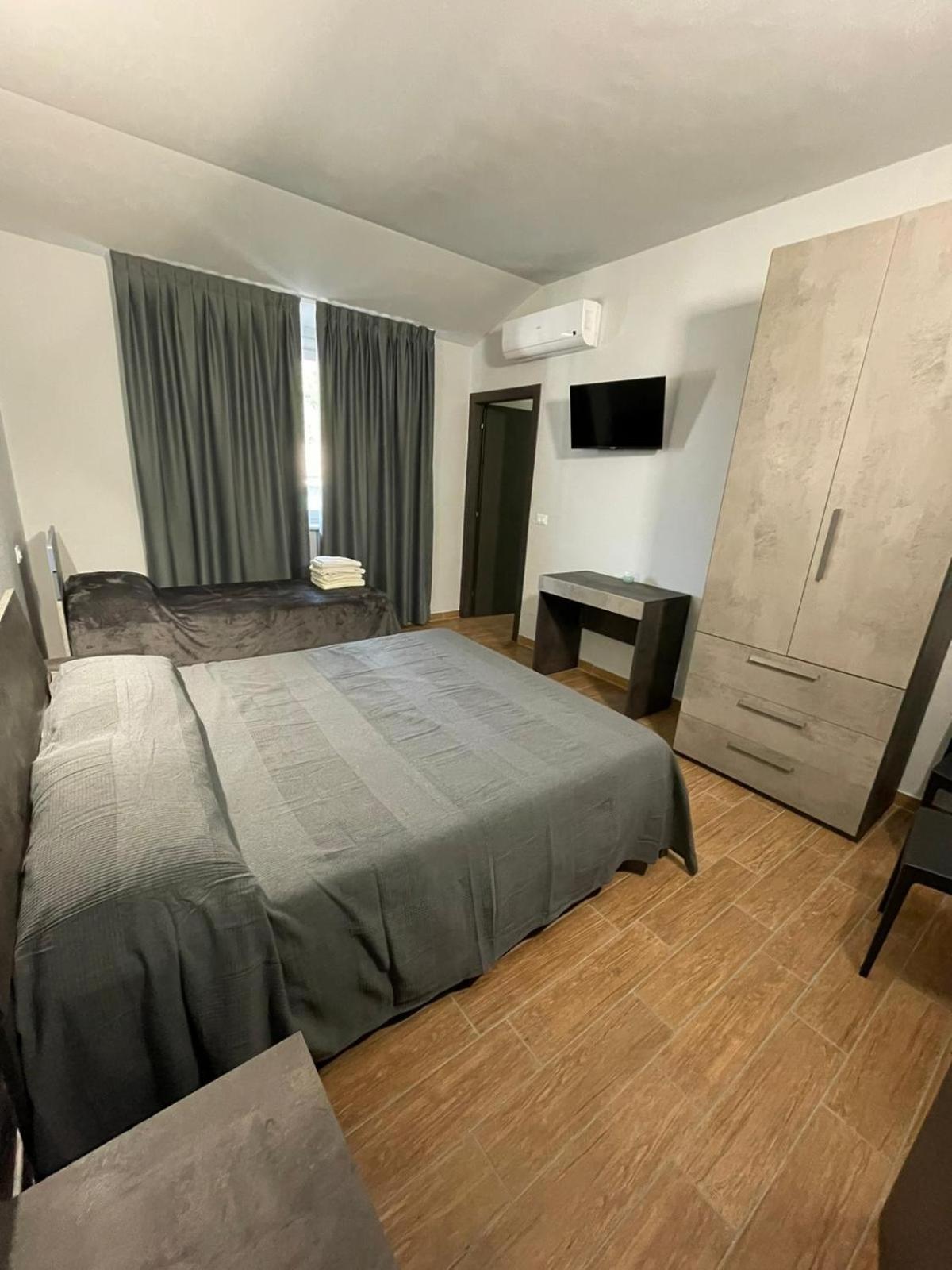 De Santi Hotel Candia Canavese Buitenkant foto
